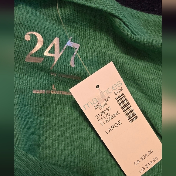 Women's Green Top - Picture 2 of 2